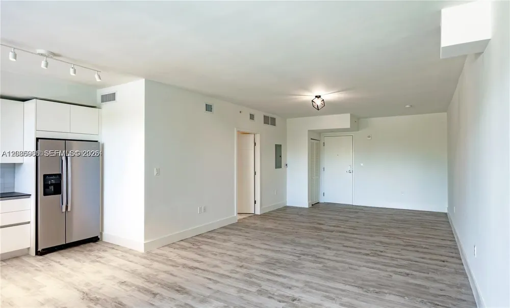 4400 Sunrise Blvd #S2-A Plantation, FL 33317