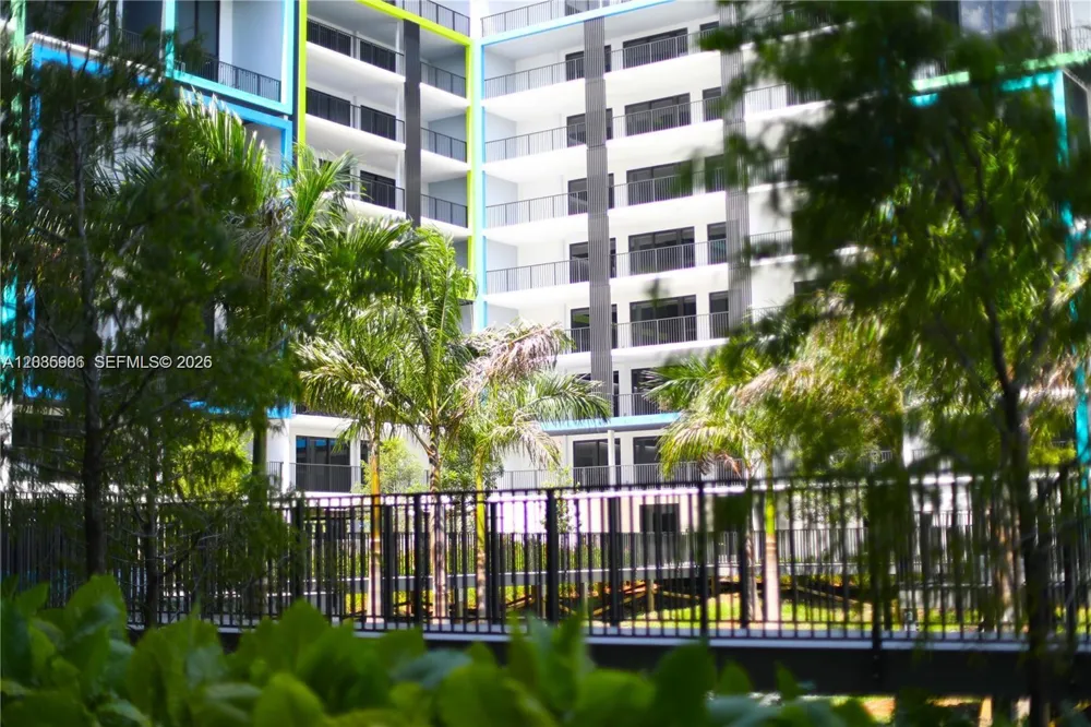 4400 Sunrise Blvd #S2-A Plantation, FL 33317