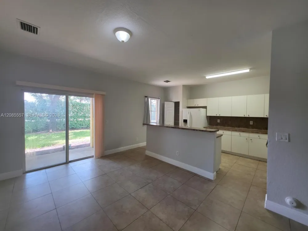 807 Santa Catalina Cir North Lauderdale, FL 33068