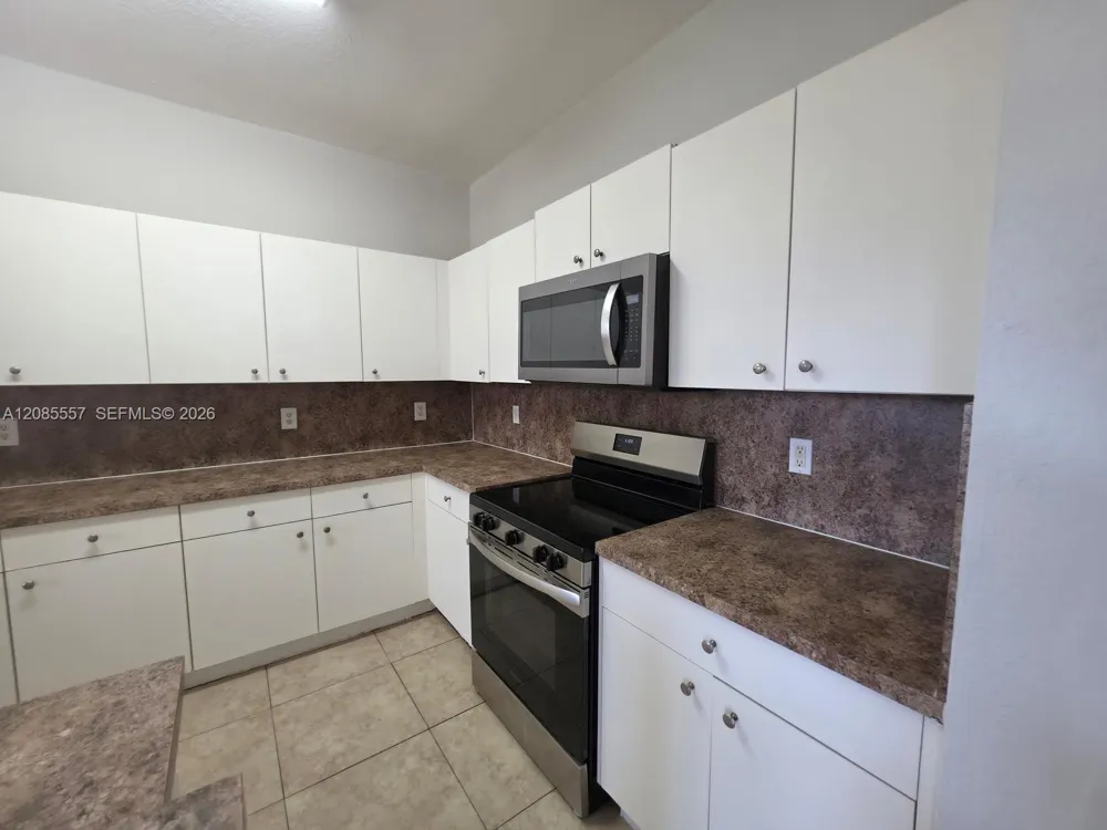 807 Santa Catalina Cir North Lauderdale, FL 33068