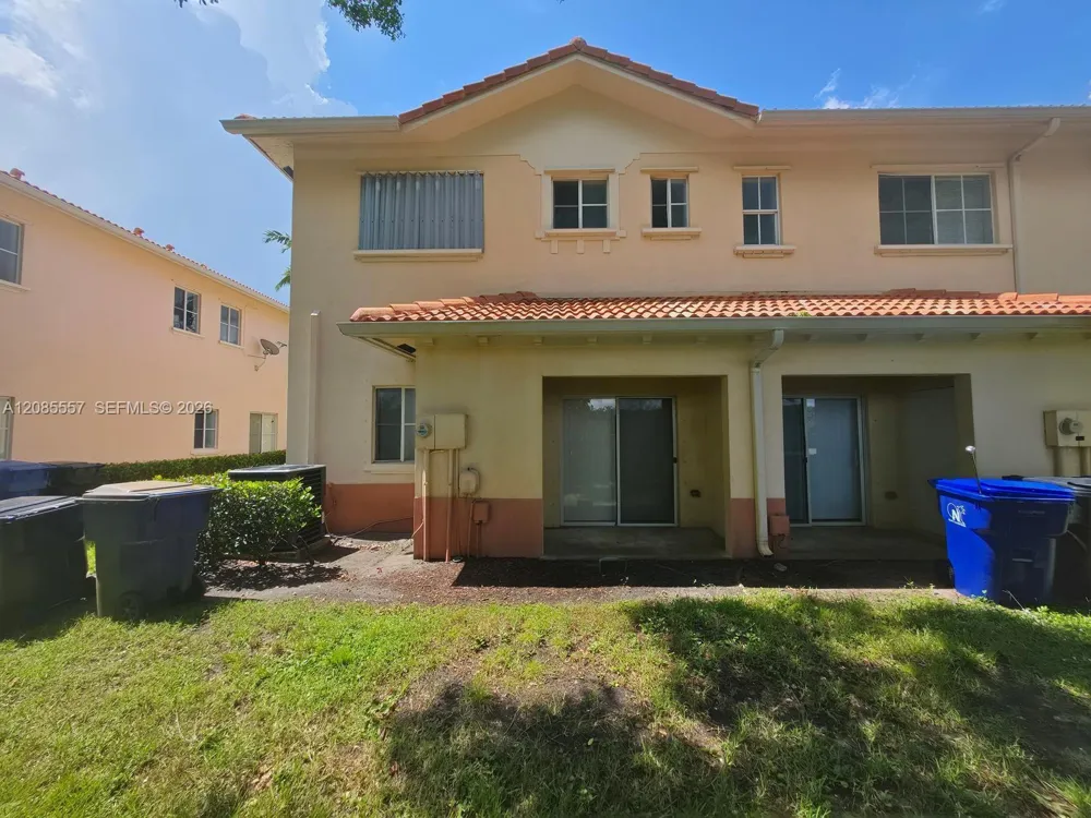 807 Santa Catalina Cir North Lauderdale, FL 33068