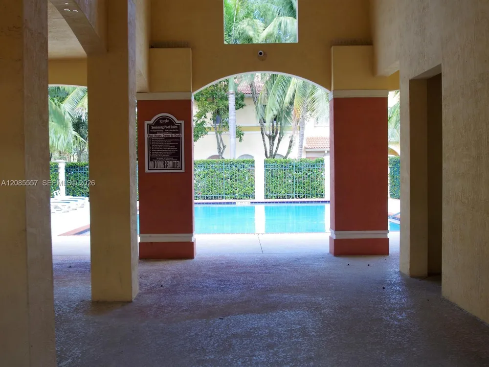 807 Santa Catalina Cir North Lauderdale, FL 33068