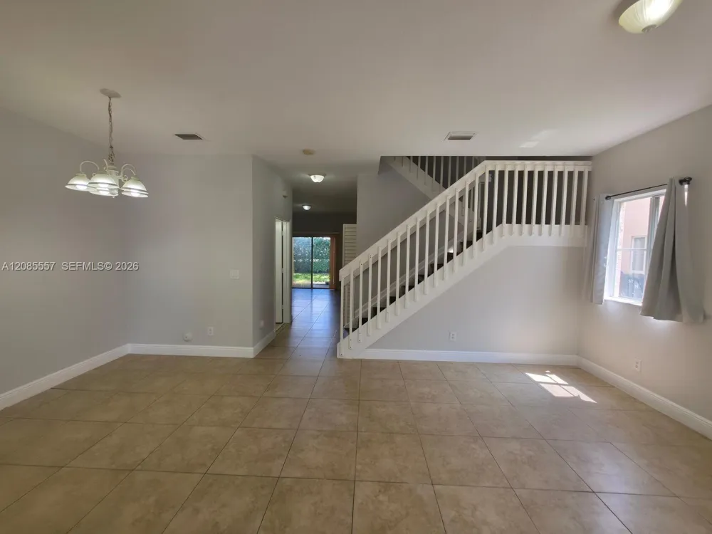807 Santa Catalina Cir North Lauderdale, FL 33068