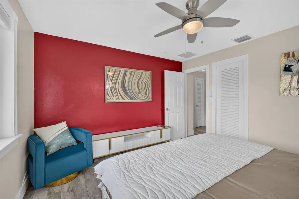 216 E 24TH STREET Riviera Beach, FL 33404