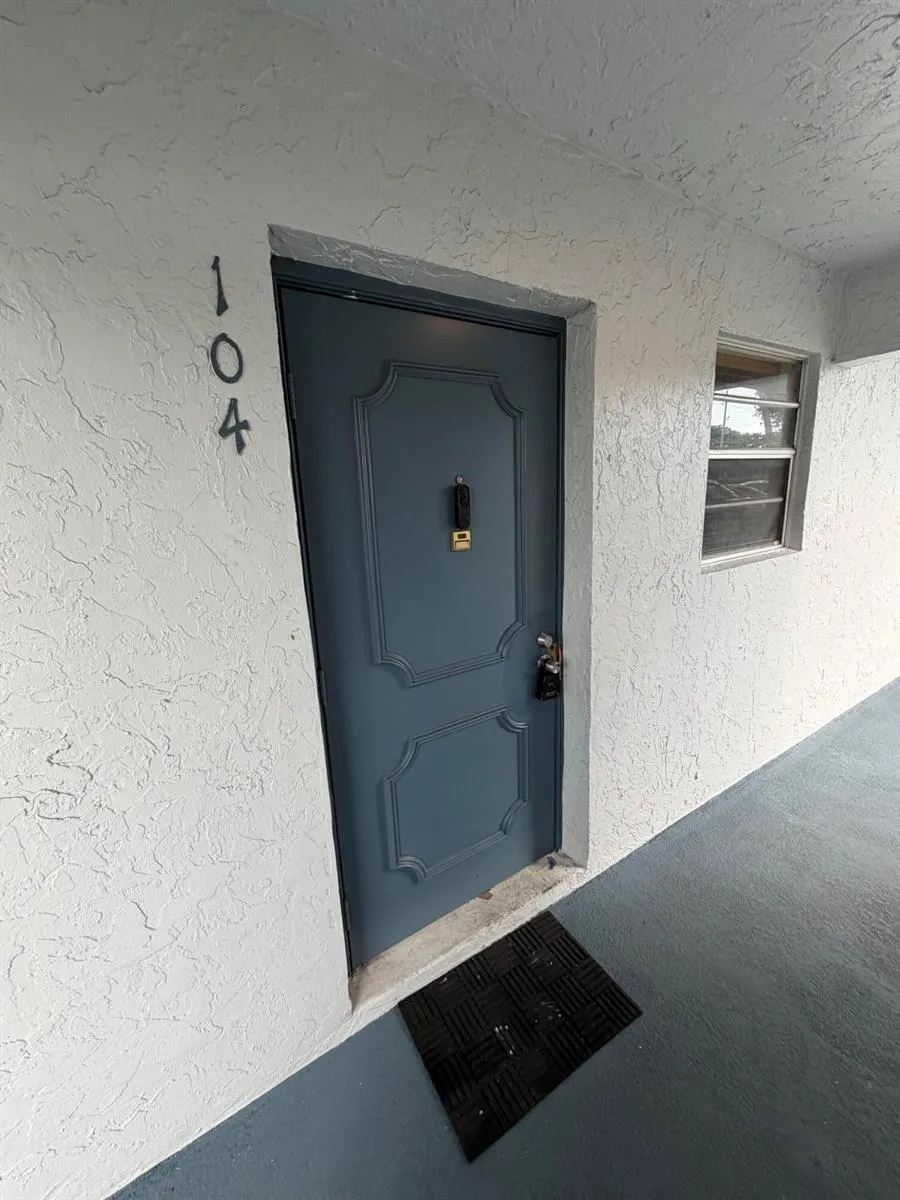 2929 Zorno Way #104 Delray Beach, FL 33445