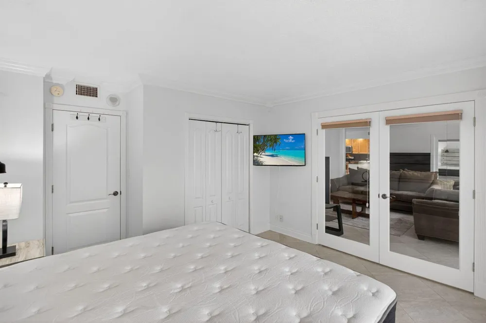405 OCEAN BOULEVARD #507 Pompano Beach, FL 33062