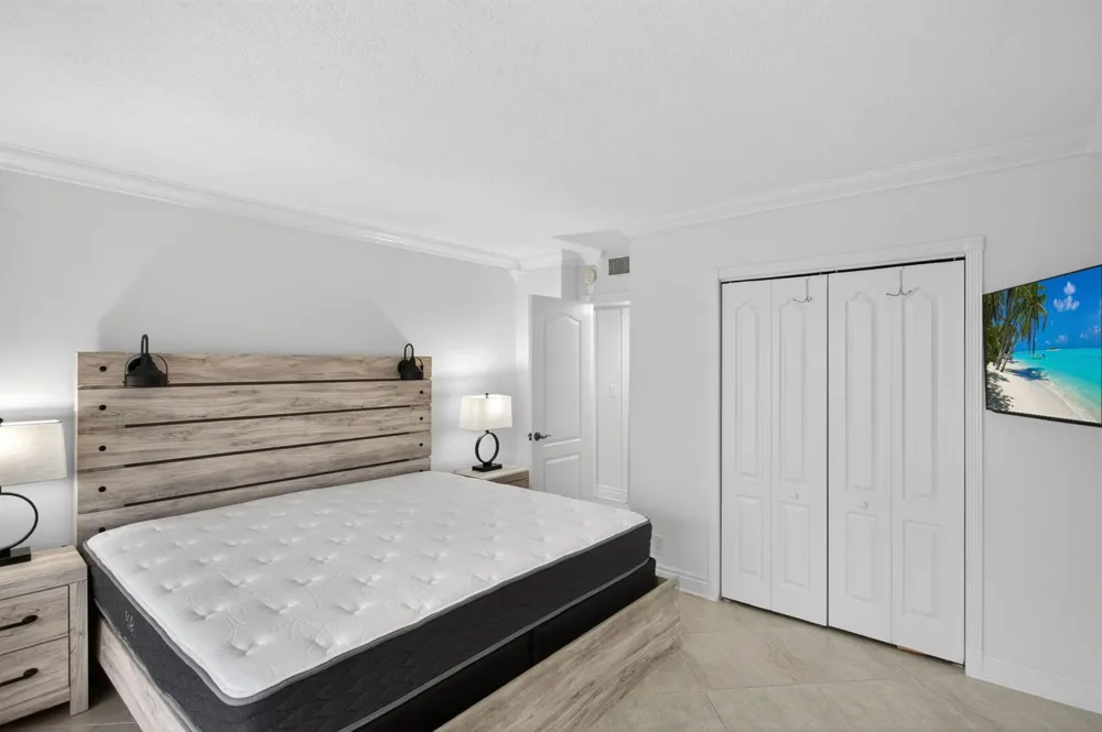 405 OCEAN BOULEVARD #507 Pompano Beach, FL 33062