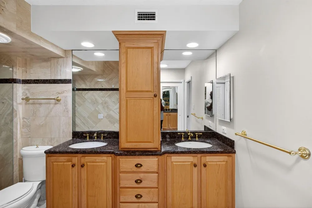405 OCEAN BOULEVARD #507 Pompano Beach, FL 33062