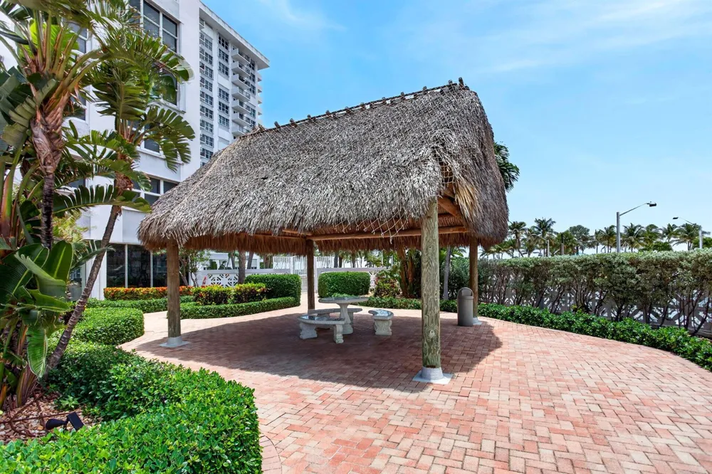 405 OCEAN BOULEVARD #507 Pompano Beach, FL 33062