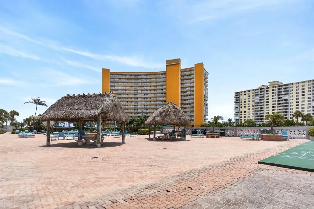 405 OCEAN BOULEVARD #507 Pompano Beach, FL 33062