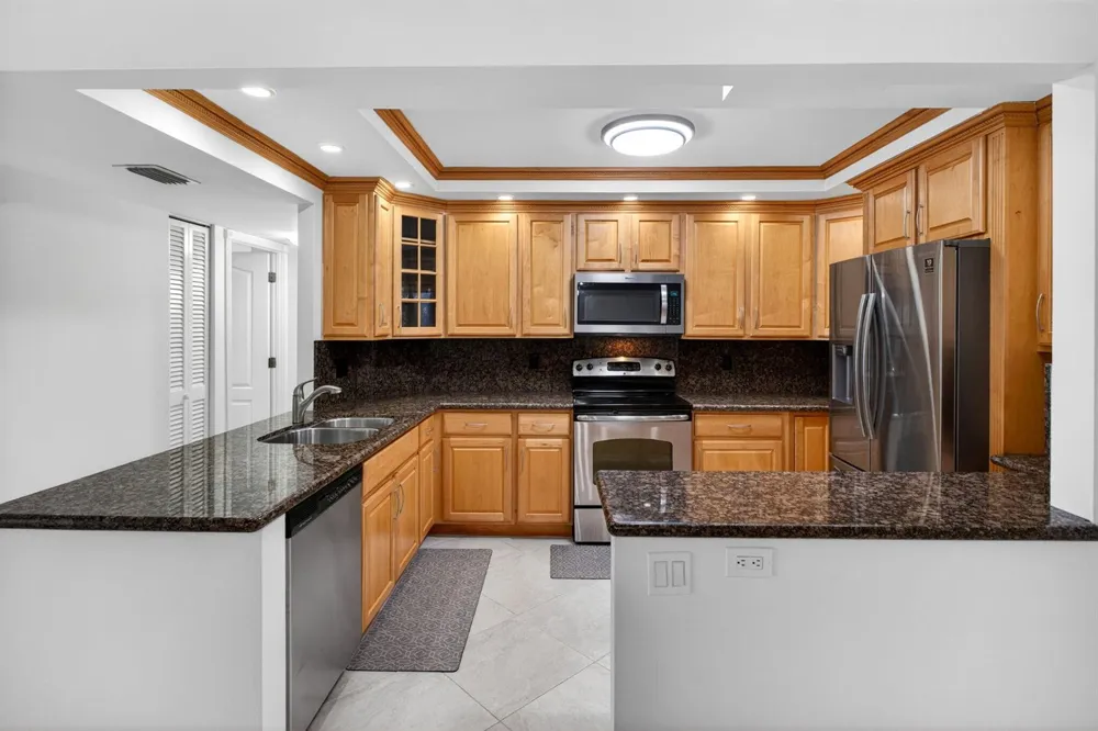 405 OCEAN BOULEVARD #507 Pompano Beach, FL 33062