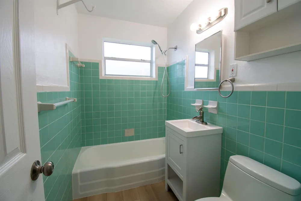 2032 WORTHINGTON ROAD West Palm Beach, FL 33409