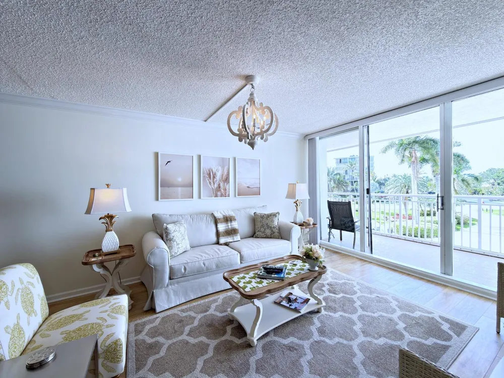 3546 S Ocean Boulevard #315 South Palm Beach, FL 33480