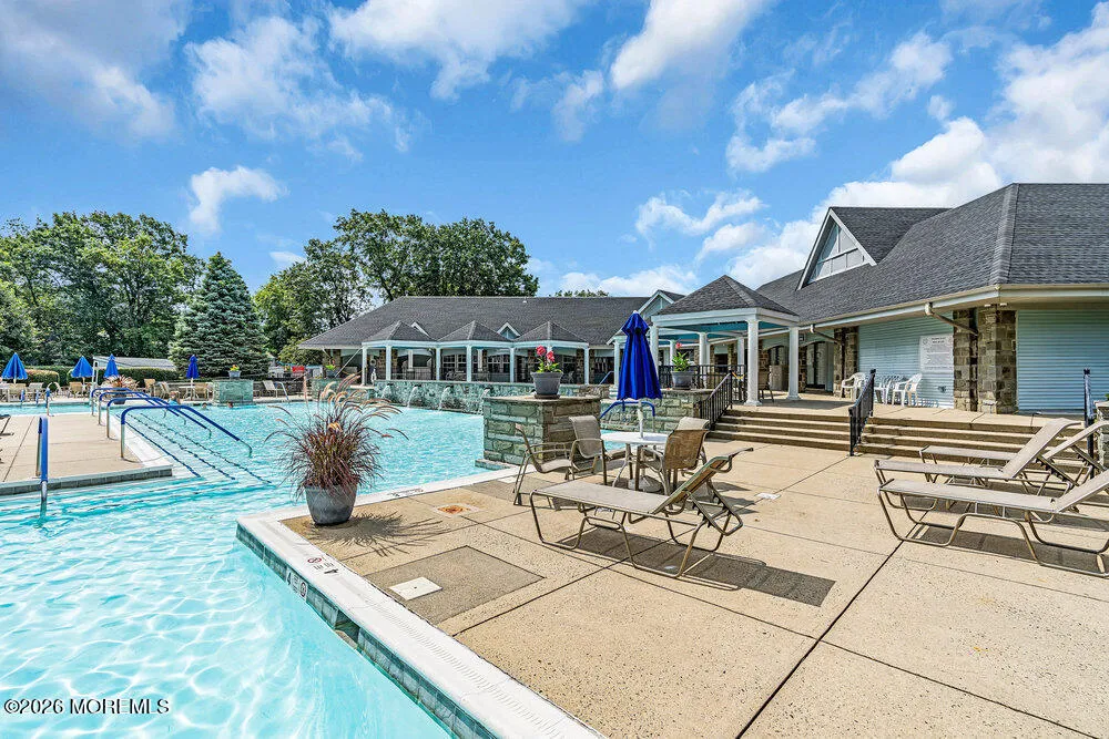 13 Sedgwick Square Jackson, NJ 08527