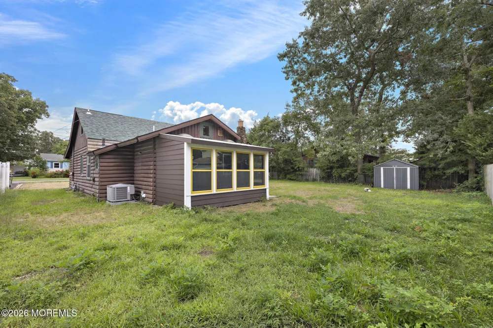 833 Windsor Street Forked River, NJ 08731