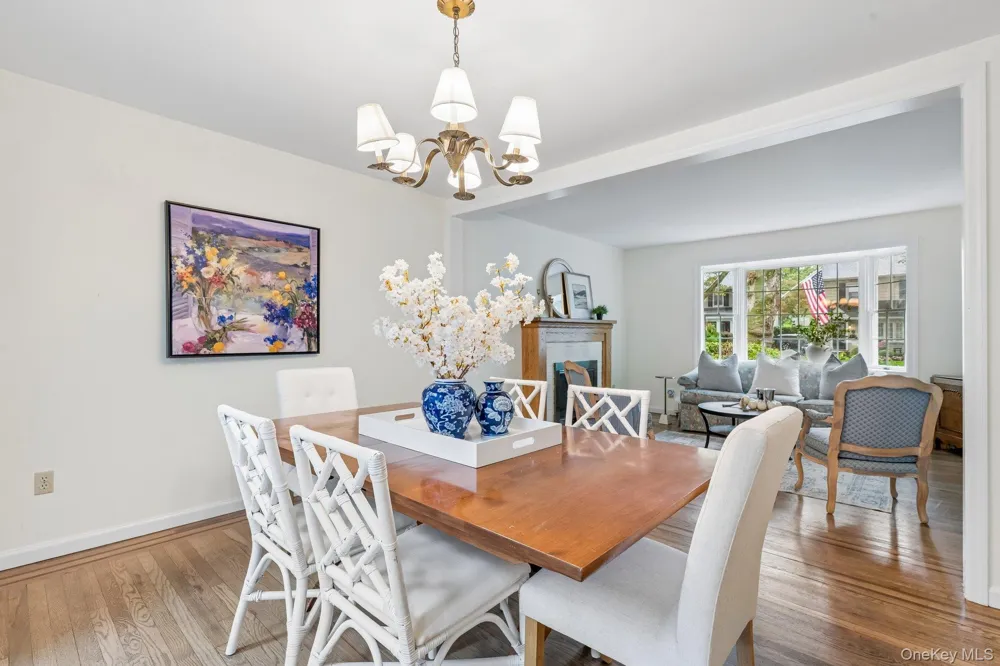 32 Cambridge Avenue Garden City, NY 11530