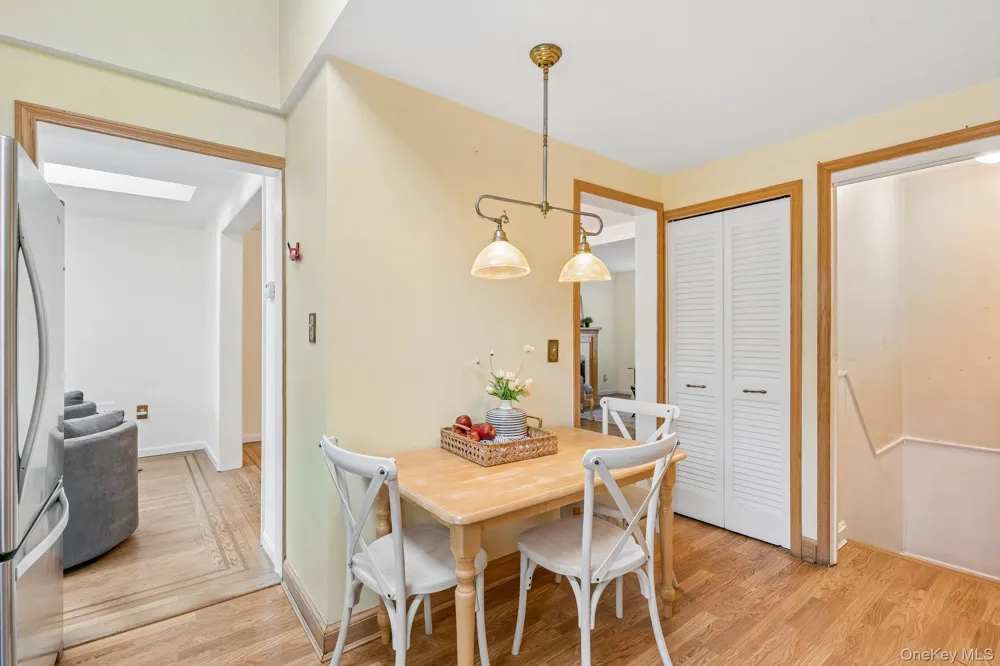 32 Cambridge Avenue Garden City, NY 11530