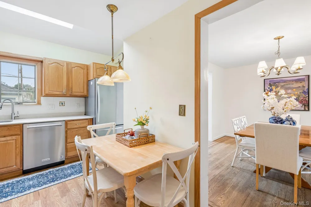 32 Cambridge Avenue Garden City, NY 11530