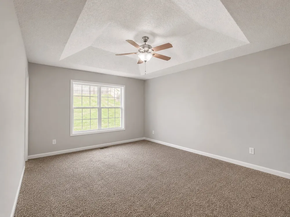 1023 Hedge Apple Dr Clarksville, TN 37040