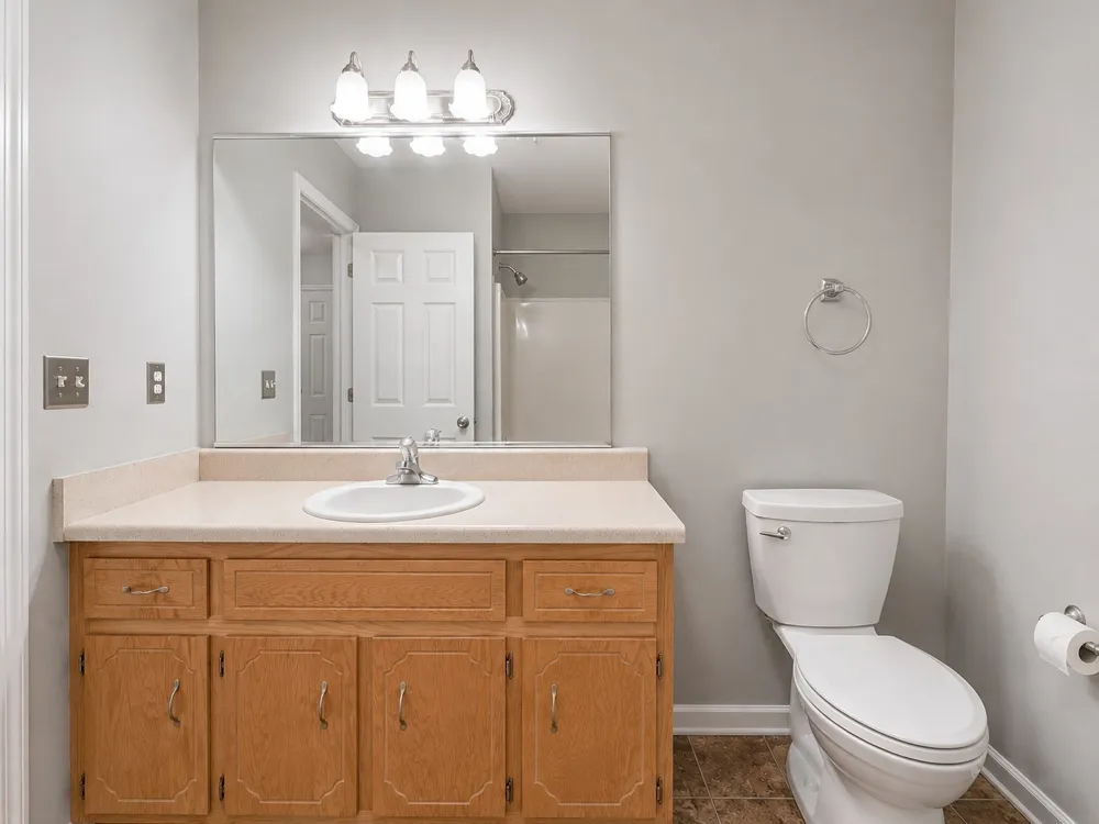 1023 Hedge Apple Dr Clarksville, TN 37040