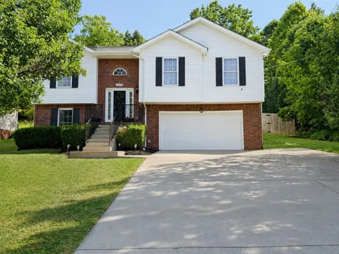 1023 Hedge Apple Dr