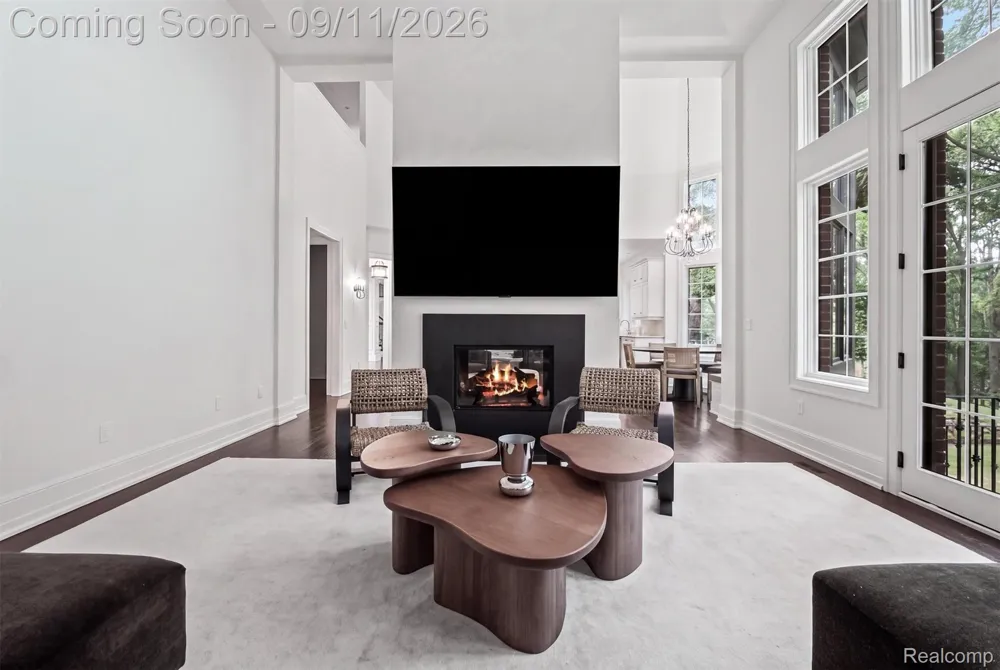 31235 Woodside Drive Franklin Village, MI 48025
