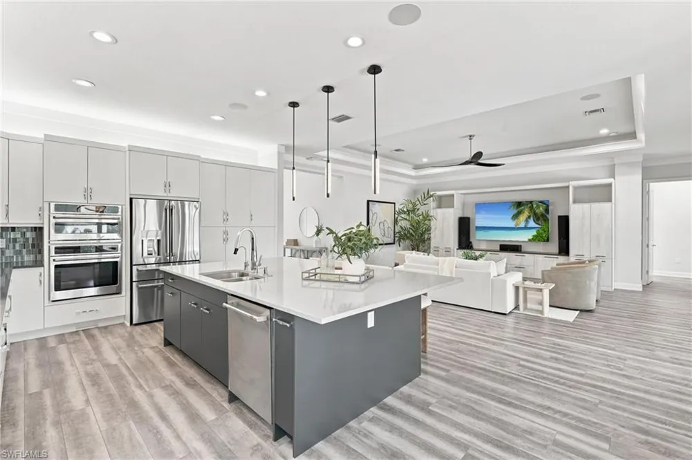 11636 Periwinkle Drive Naples, FL 34120