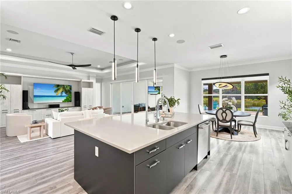 11636 Periwinkle Drive Naples, FL 34120