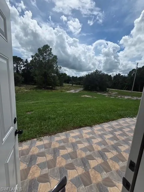 432 Raymer Street Lehigh Acres, FL 33974