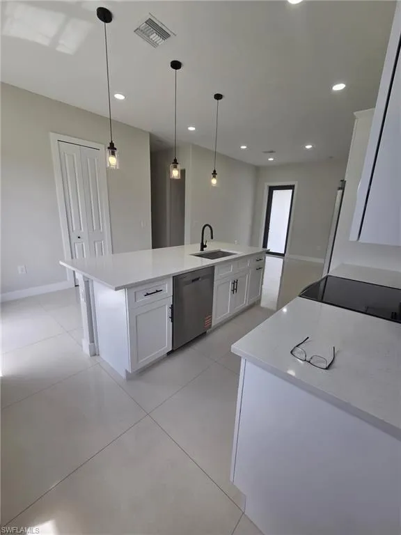 432 Raymer Street Lehigh Acres, FL 33974