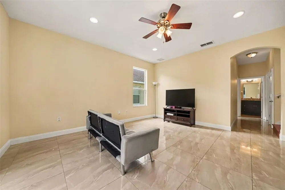 909 DEVON CREEK ROAD Winter Springs, FL 32708