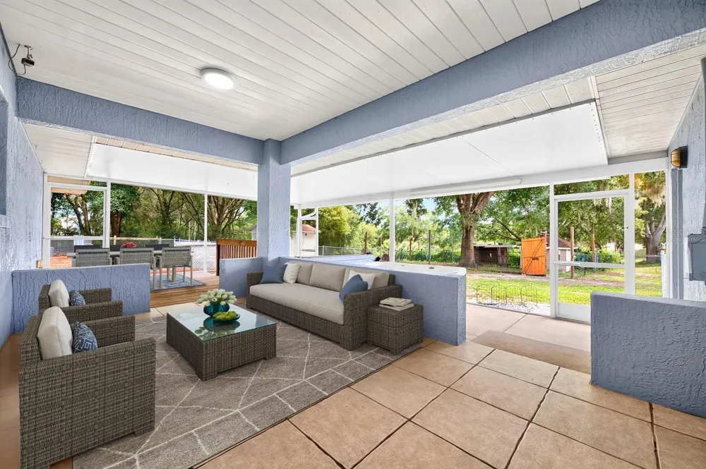 15771 SE 170TH AVENUE Weirsdale, FL 32195