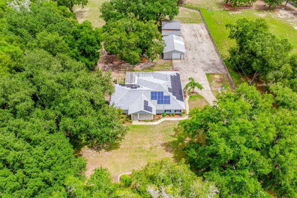 15771 SE 170TH AVENUE Weirsdale, FL 32195