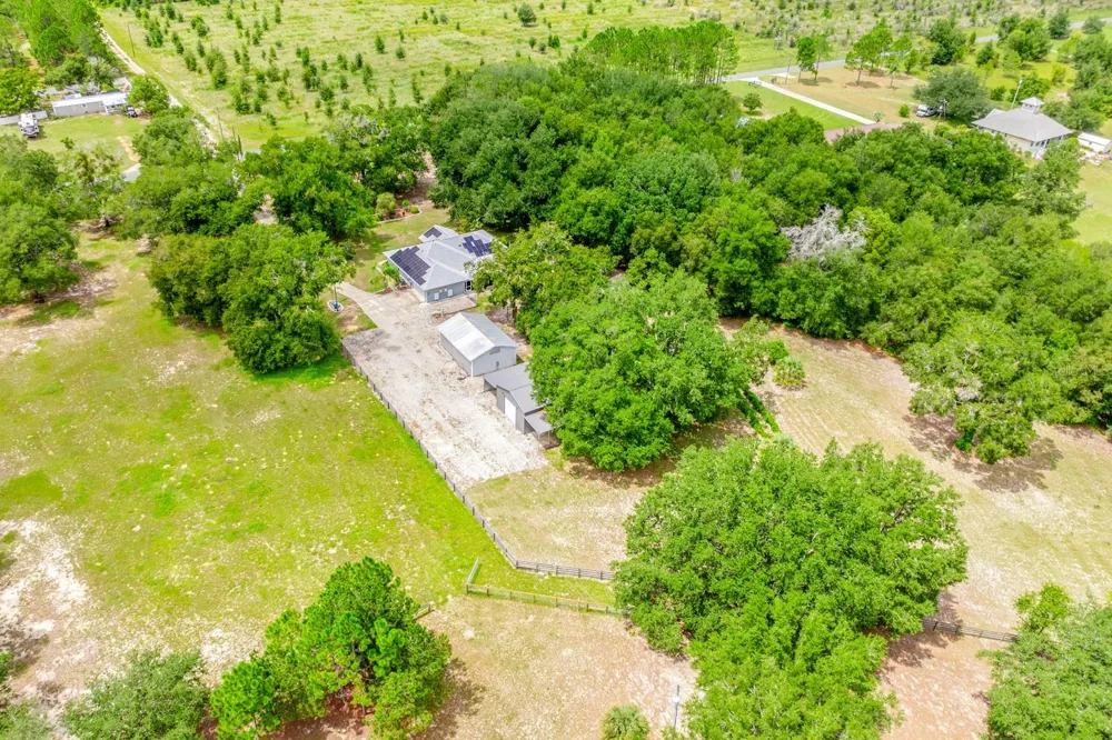 15771 SE 170TH AVENUE Weirsdale, FL 32195