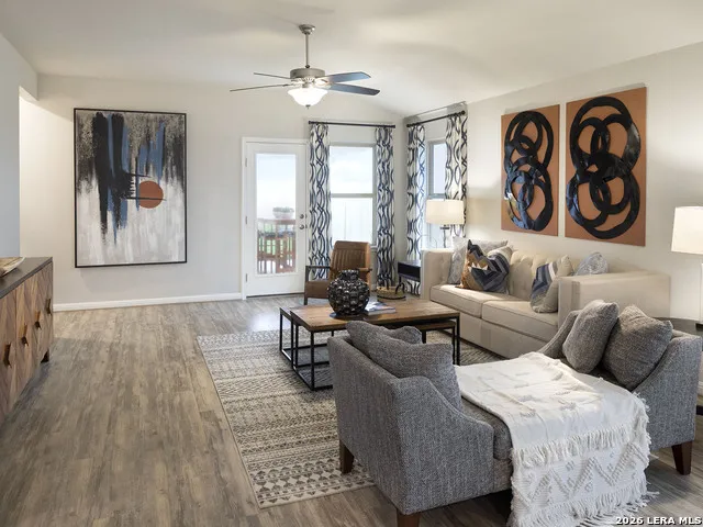 886 Broken Hollow San Antonio, TX 78260
