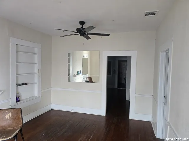 1307 CULEBRA RD San Antonio, TX 78201