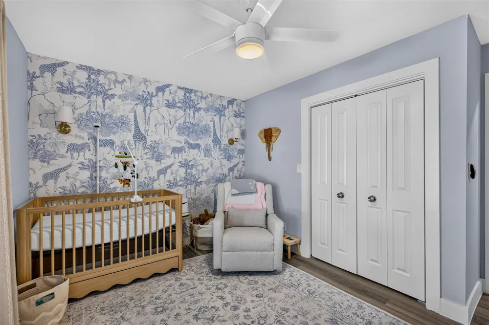 11335 Mccree Road Dallas, TX 75238