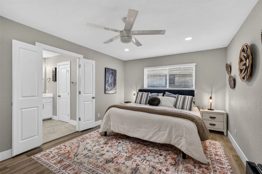 11335 Mccree Road Dallas, TX 75238