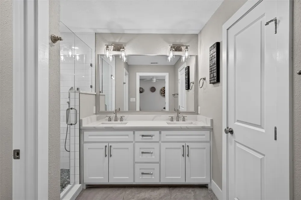 11335 Mccree Road Dallas, TX 75238