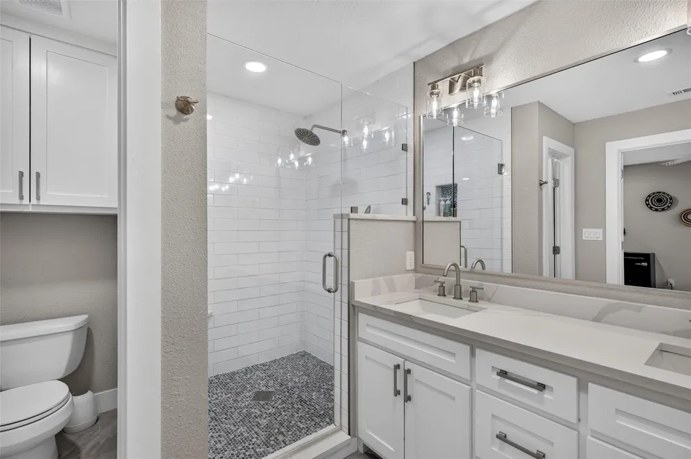 11335 Mccree Road Dallas, TX 75238