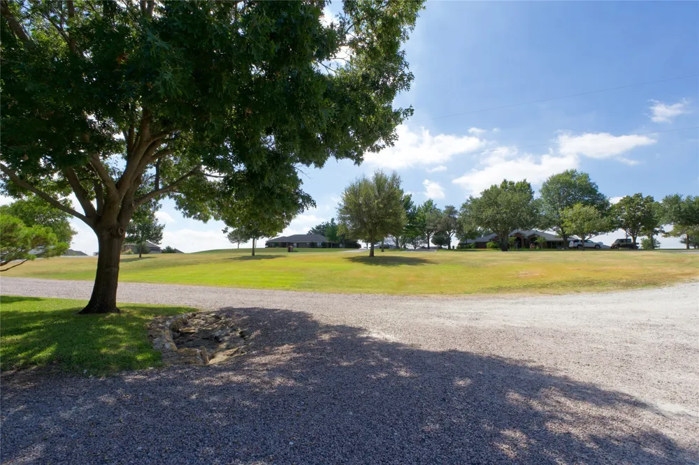 301 Hillside Drive Muenster, TX 76252