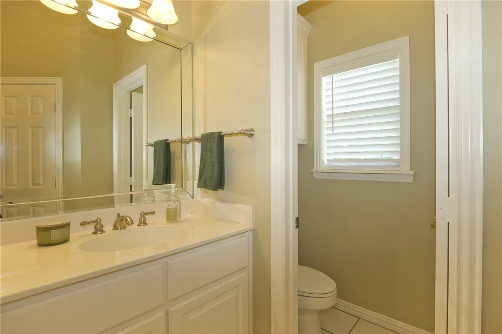 301 Hillside Drive Muenster, TX 76252
