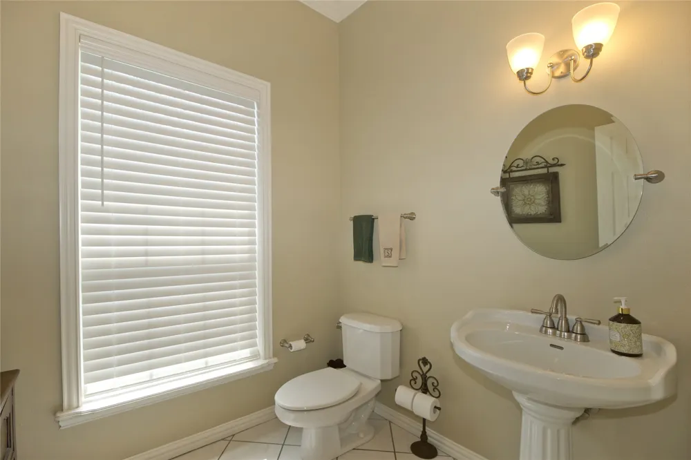 301 Hillside Drive Muenster, TX 76252