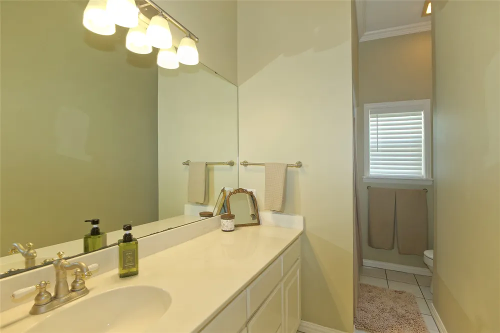301 Hillside Drive Muenster, TX 76252