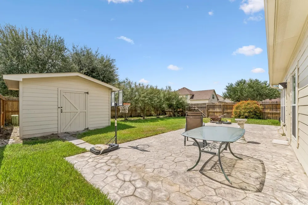 4123 Knollwick Court Houston, TX 77053