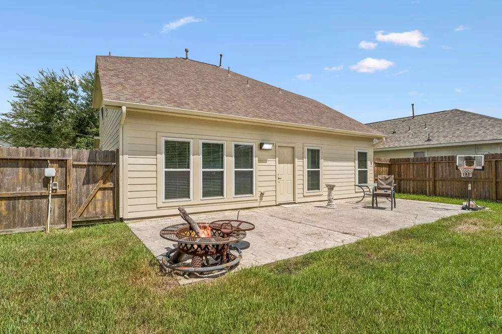 4123 Knollwick Court Houston, TX 77053