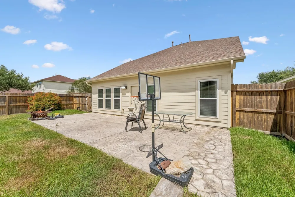 4123 Knollwick Court Houston, TX 77053