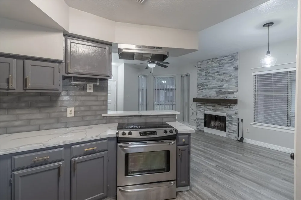 8320 Wild Rose Street #16B Houston, TX 77083