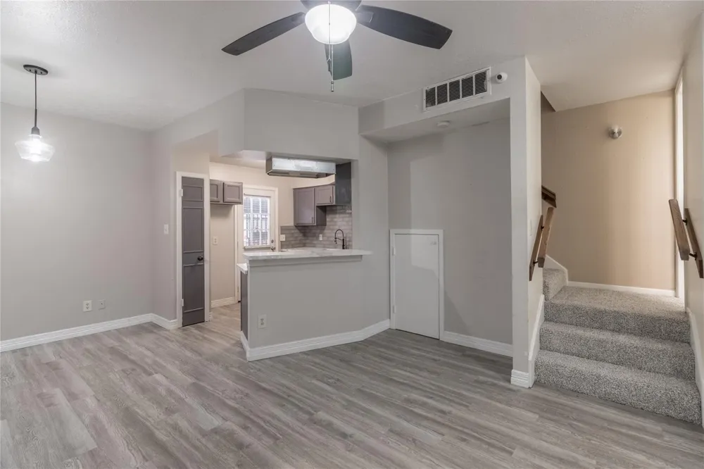 8320 Wild Rose Street #16B Houston, TX 77083