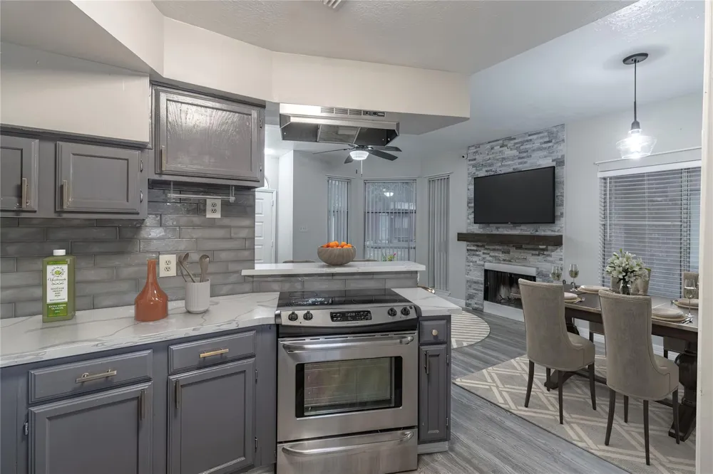 8320 Wild Rose Street #16B Houston, TX 77083